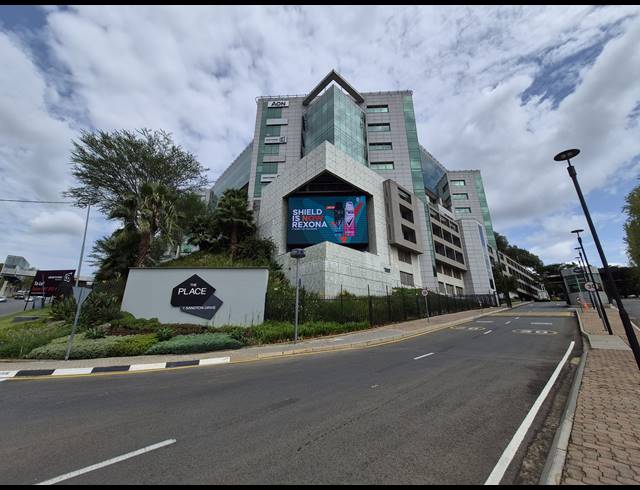 735M² OFFICE TO LET IN SANDTON CENTRAL